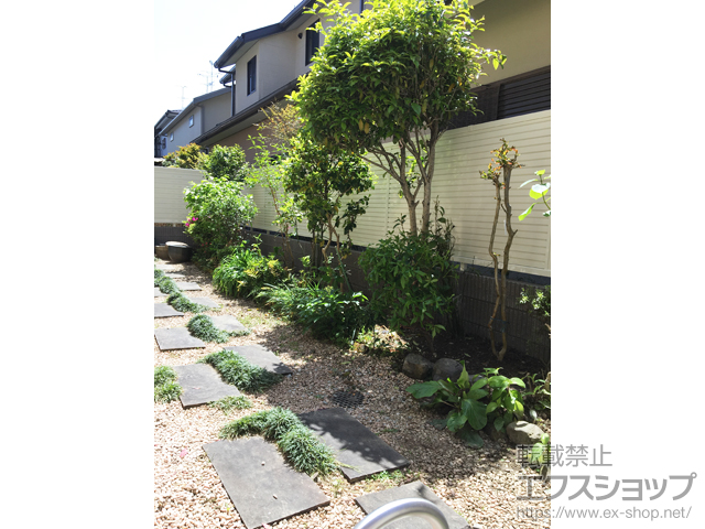 京都府宇治市ののフェンス・柵 レスティナフェンス7型 横目隠し 自由柱施工 施工例