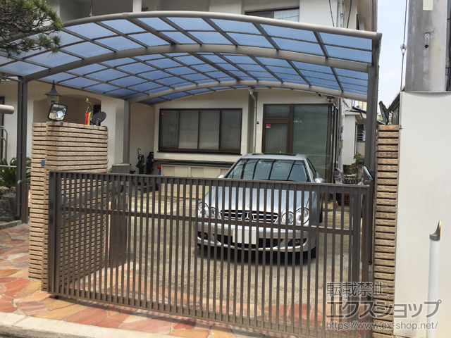 神奈川県横浜市ののカーポート ネスカR (ラウンドスタイル) ワイド 積雪〜20cm対応 施工例