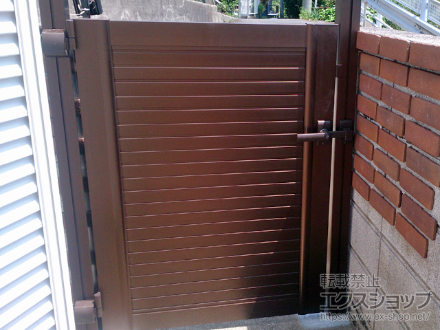 神奈川県横浜市のの門扉 エクスライン門扉7型 片開き 門柱仕様 施工例