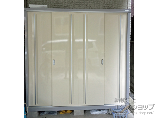 東京都荒川区のの物置・屋外倉庫 シンプリー 一般型 1940×515×1903 MJX-195E-P-FW 施工例