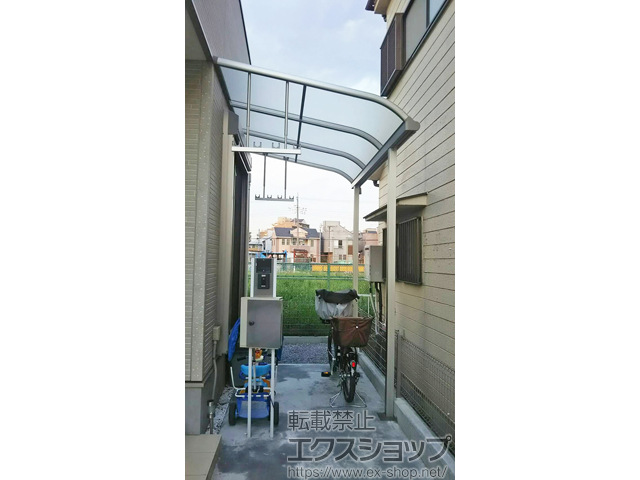 東京都足立区ののテラス屋根 プレシオステラス R型 テラスタイプ 単体 積雪〜20cm対応 施工例