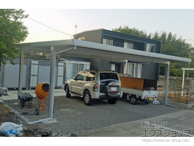 長崎県諫早市のLIXIL リクシル（トステム）のカーポート テリオスポートIII 1500 3台用 角柱4本仕様 積雪〜50cm対応 施工例