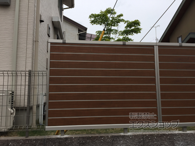 奈良県香芝市ののフェンス・柵 ルシアスフェンスF02型 横目隠し 自由柱 施工例