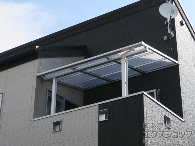 静岡県沼津市ののバルコニー・ベランダ屋根 スピーネ F型 屋根タイプ 単体 積雪〜20cm対応 施工例