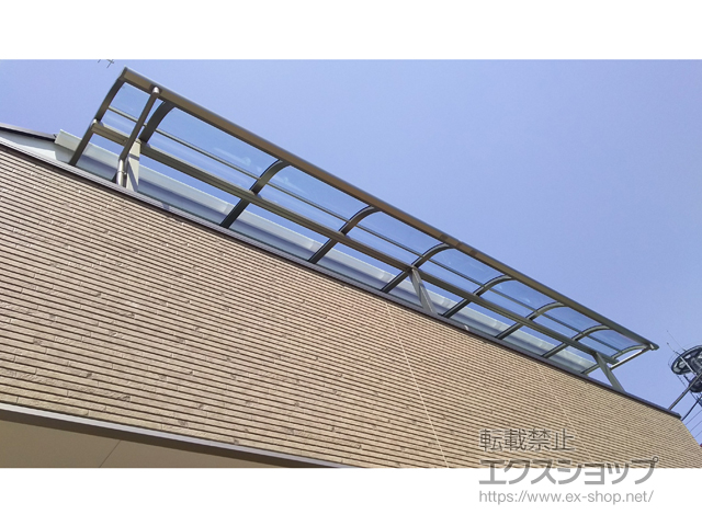 東京都立川市ののバルコニー・ベランダ屋根 スピーネ R型 屋根タイプ 連棟 積雪〜20cm対応 施工例