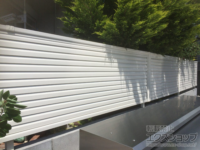 千葉県千葉市ののフェンス・柵 ミエーネフェンス 目隠しルーバータイプ 自由柱施工 施工例