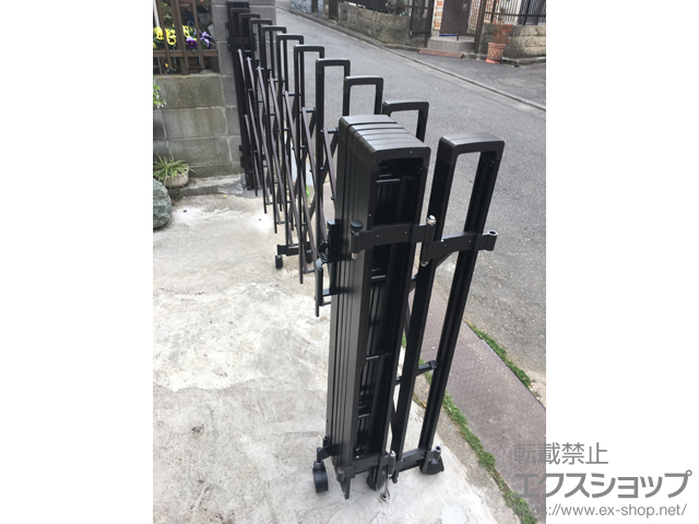 東京都大田区ののカーゲート トリップゲート RB型 ノンレール 片開き親子 施工例