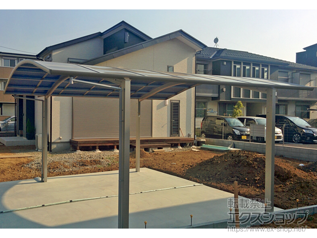 埼玉県北足立郡伊奈町ののカーポート プレシオスポート ワイド 積雪〜20cm対応 施工例