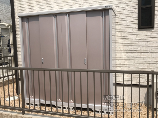 山口県下関市のの物置・屋外倉庫 シンプリー 一般型 1940×615×1903 MJX-196E-P-AR 施工例