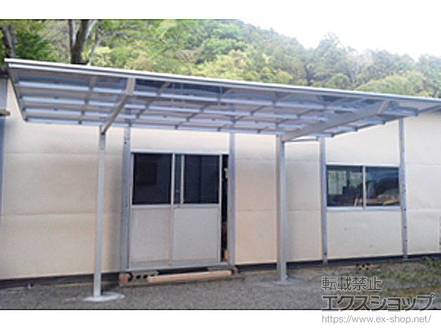 神奈川県愛甲郡愛川町ののカーポート ソリッドポート 積雪〜20cm対応 施工例