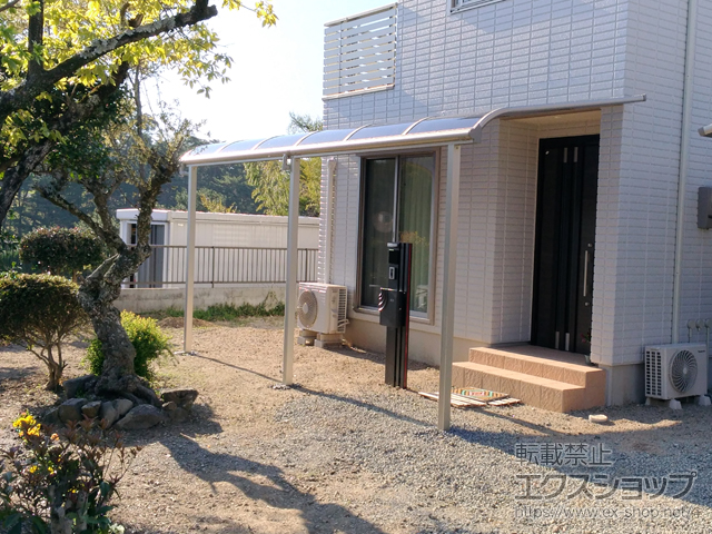 兵庫県川西市ののテラス屋根 ヴェクターテラス R型 テラスタイプ 連棟 積雪〜20cm対応 施工例