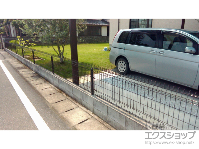 熊本県宇土市ののフェンス・柵 メッシュフェンス G10-R 自在柱 施工例