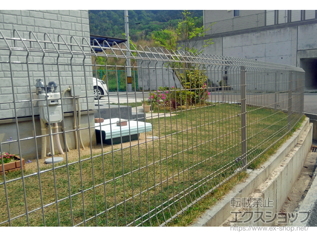 兵庫県西宮市ののフェンス・柵 メッシュフェンス G10 自由柱 施工例