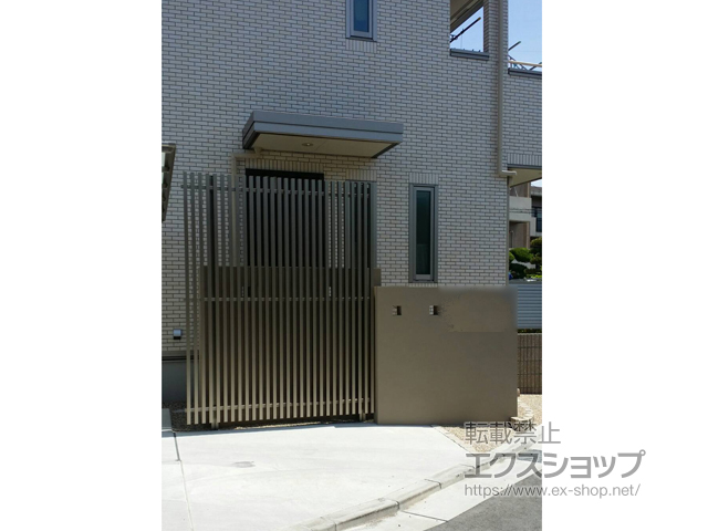 大阪府摂津市ののフェンス・柵 エルファード片面タイプ1型 フリー支柱 施工例