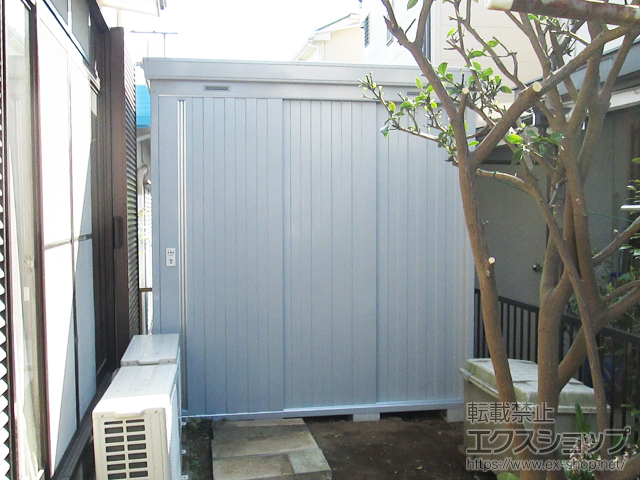 埼玉県さいたま市のの物置・屋外倉庫 ネクスタ 多雪地型 2210×1790×2375 NXN-40H-FS 施工例