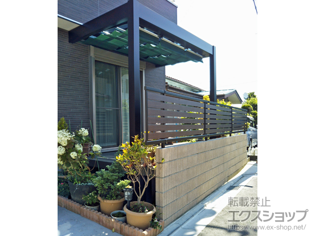 東京都あきる野市ののテラス屋根 リレーリア テラス屋根 単体 サンシェードカーテン付き 積雪〜20cm対応 施工例