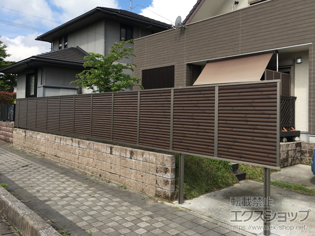 福岡県京都郡苅田町ののフェンス・柵 シャトレナ M3型 多段施工（パネル1段） 施工例