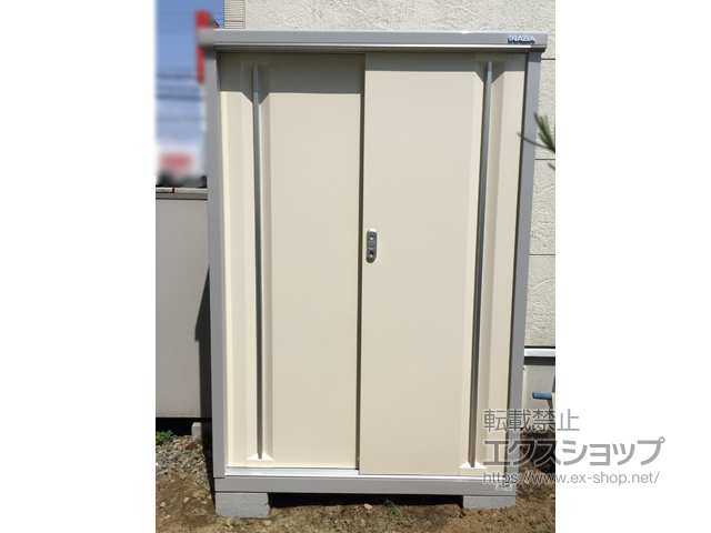 兵庫県伊丹市のの物置・屋外倉庫 シンプリー 一般型 1100×615×1603 MJX-116D-P-FW 施工例