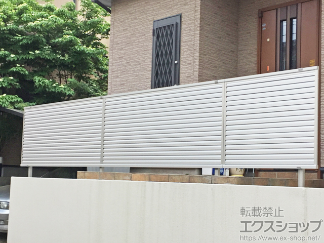 千葉県鎌ケ谷市ののフェンス・柵 レスティナフェンス5型 目隠しルーバー 自由柱施工 施工例