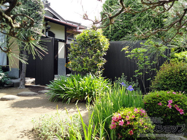 神奈川県小田原市ののフェンス・柵 J.モダン2型 間仕切り支柱タイプ 施工例