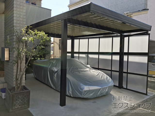 埼玉県ふじみ野市のLIXIL リクシル（トステム）のカーポート テリオスポートIII 1500 角柱4本仕様 積雪〜50cm対応 施工例