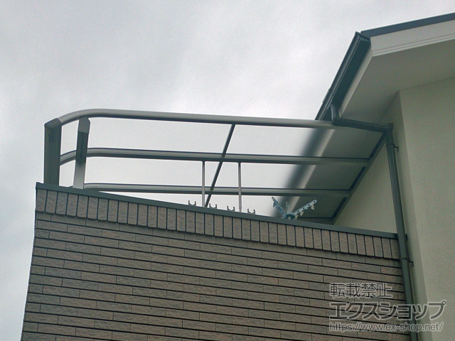 奈良県生駒市ののバルコニー・ベランダ屋根 ヴェクターテラス R型 テラスタイプ 単体 積雪〜20cm対応【1階用転用】 施工例
