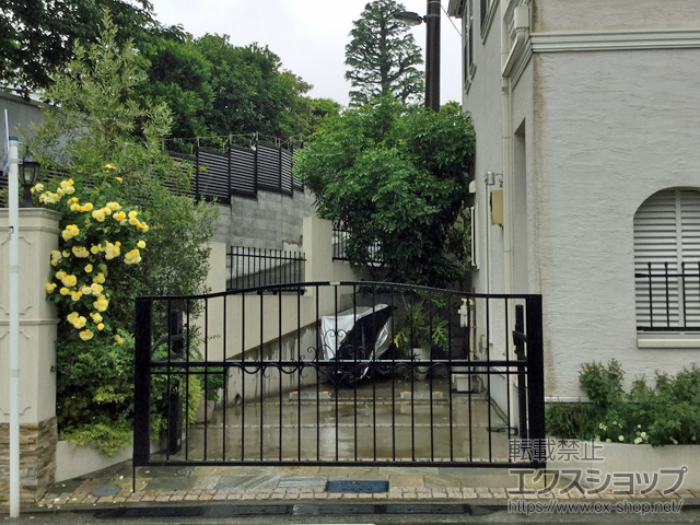 神奈川県横浜市ののカーゲート ブルームホップ M3型 1台用 電動式 施工例