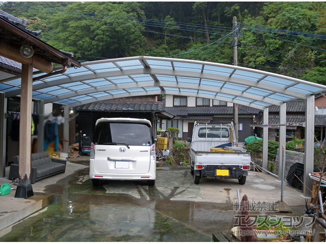 長崎県東彼杵郡川棚町ののカーポート レイナトリプルポートグラン　積雪〜20cm対応 施工例