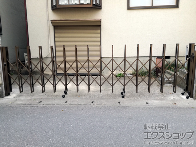埼玉県戸田市ののカーゲート アルシャインII L型 Aタイプ ノンレール 片開き 480S 施工例