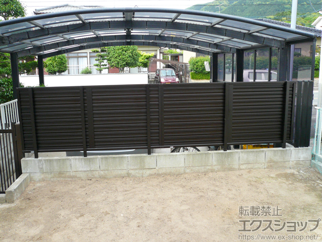 福岡県宗像市ののフェンス・柵 ミエーネフェンス 目隠しルーバータイプ 自由柱施工 施工例