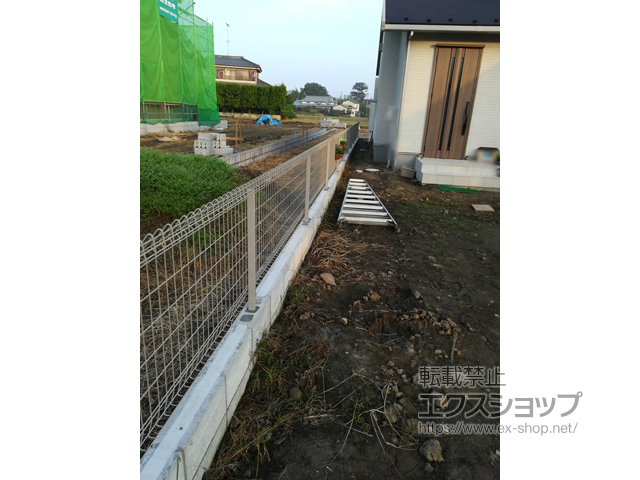 埼玉県川越市ののフェンス・柵 メッシュフェンス G10-R 自由柱 *m販売 施工例