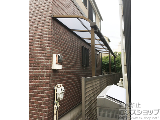 東京都大田区ののテラス屋根 スピーネ R型 テラスタイプ 連棟 積雪〜20cm対応 施工例