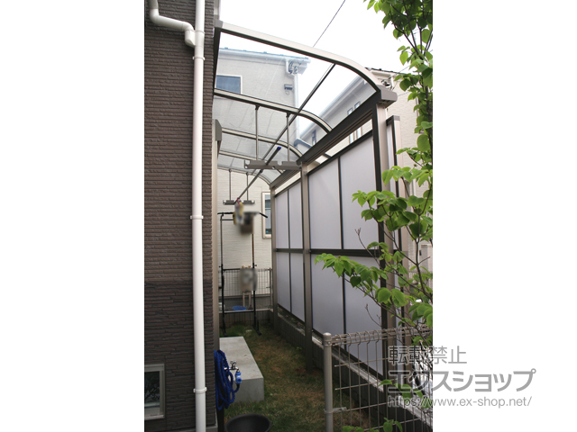 千葉県市川市ののテラス屋根 スピーネ R型 テラスタイプ 単体 積雪〜20cm対応 施工例