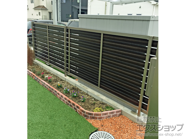 愛知県清須市のLIXIL リクシル(新日軽)のフェンス・柵 セレビューフェンス RP3型 自在柱 施工例