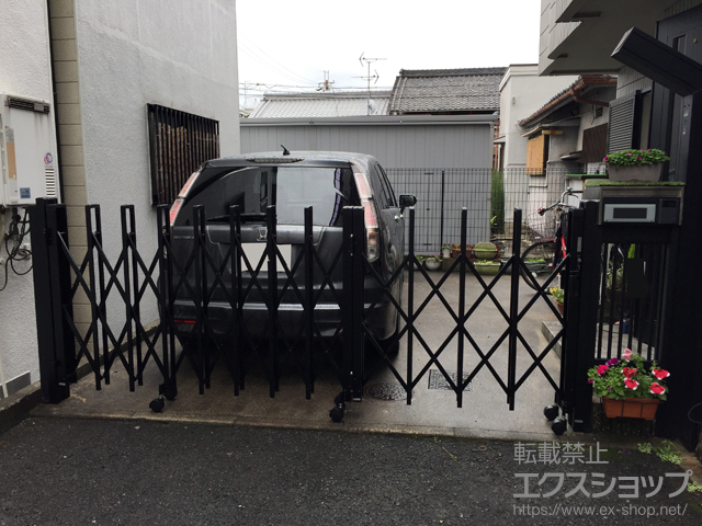 大阪府東大阪市ののカーゲート トリップゲート RB型 ノンレール 片開き親子 施工例
