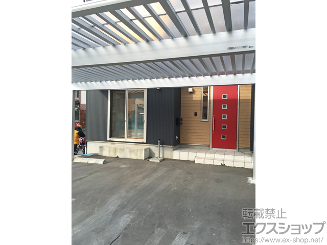 青森県八戸市ののカーポート エフルージュ ツイン50 積雪〜50cm対応*水下側梁延長仕様 施工例