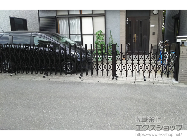 千葉県松戸市ののカーゲート アルシャインII M型 Aタイプ ノンレール 両開き親子（230＋550） 施工例