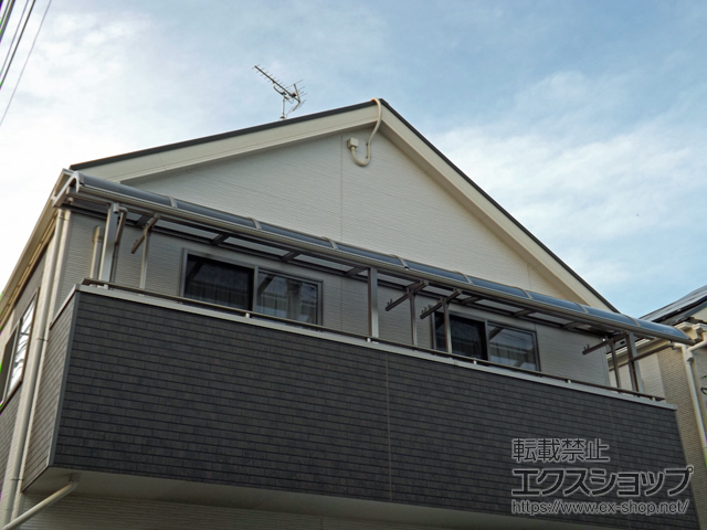 千葉県市川市のLIXIL リクシル（トステム）のバルコニー・ベランダ屋根 パワーアルファ RB型 屋根タイプ 連棟 積雪〜30cm対応 施工例