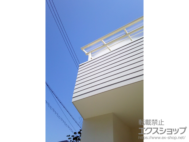 兵庫県神戸市ののバルコニー・ベランダ屋根 ヴェクターテラス F型 屋根タイプ 単体 積雪〜20cm対応＋吊り下げ式 上下可動物干し 施工例