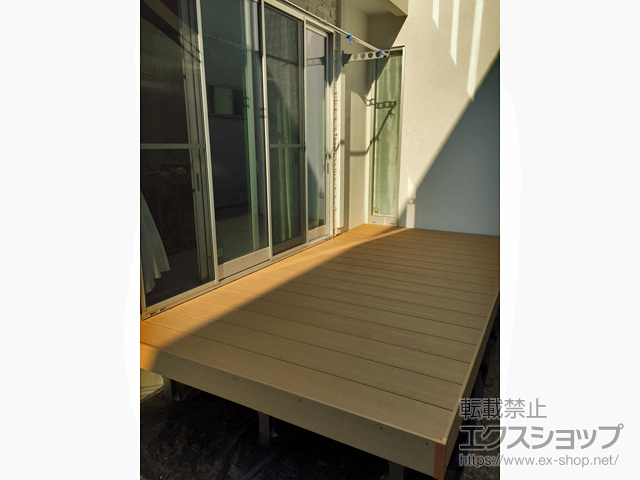 神奈川県横浜市のLIXIL リクシル（トステム）のウッドデッキ レストステージ 幕板納まり 施工例