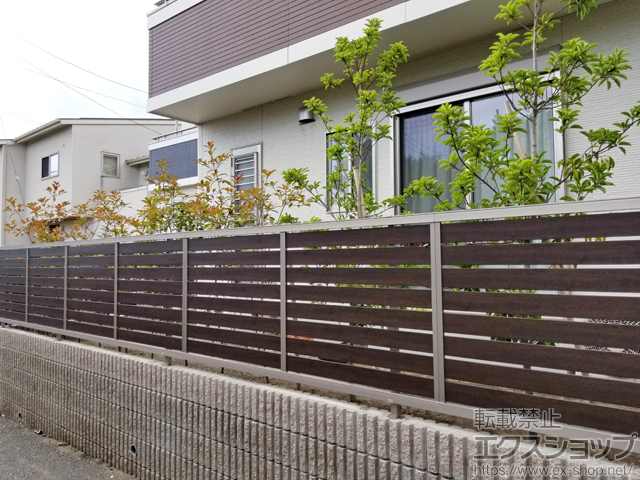 神奈川県藤沢市のLIXIL リクシル(新日軽)のフェンス・柵 セレビューフェンス RP3型 自在柱式 施工例