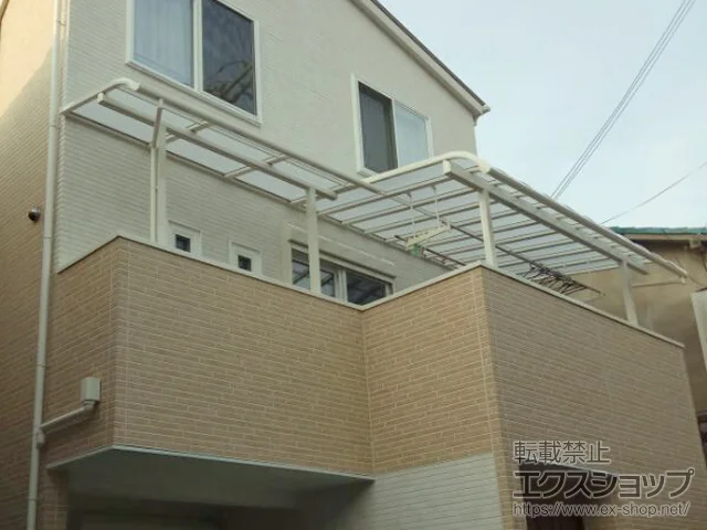 大阪府東大阪市のLIXIL リクシル（トステム）のバルコニー・ベランダ屋根 パワーアルファ RB型 屋根タイプ 単体 積雪～30cm対応 施工例