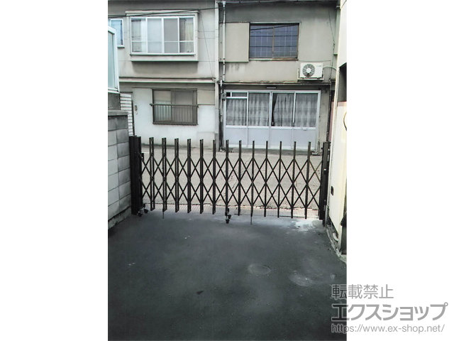 広島県福山市ののカーゲート アルシャインII M型 Aタイプ ノンレール 片開き 310S 施工例