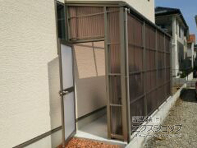 島根県松江市ののストックヤード スピーネストックヤードF型 波板タイプ ドア＋袖壁仕様 積雪〜20ｃｍ対応 施工例