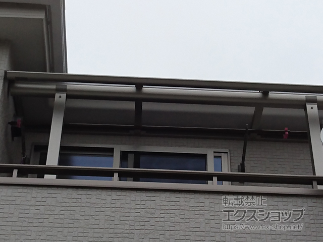 埼玉県草加市ののバルコニー・ベランダ屋根 ヴェクターテラス R型 屋根タイプ 単体 積雪〜20cm対応 施工例