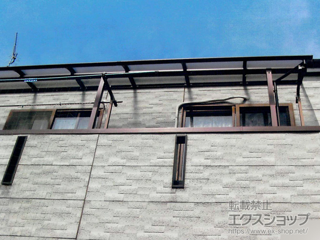 埼玉県草加市ののバルコニー・ベランダ屋根 プレシオステラス R型 屋根タイプ 連棟 積雪〜20cm対応 施工例