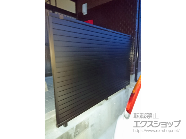 福岡県遠賀郡岡垣町ののフェンス・柵 シンプレオフェンス5型 横目隠しタイプ 自由柱 施工例