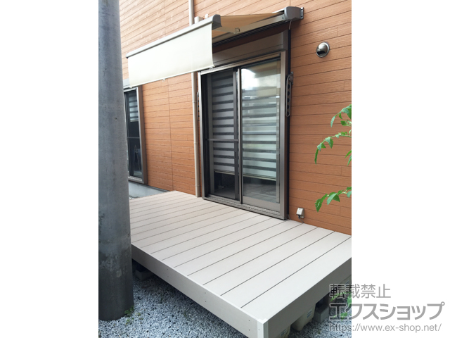 福岡県北九州市ののウッドデッキ エバーエコウッドII ホワイト 施工例