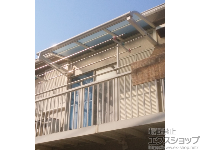 千葉県柏市ののバルコニー・ベランダ屋根 ヴェクターテラス R型 ルーフタイプ 単体 積雪〜20cm対応 施工例