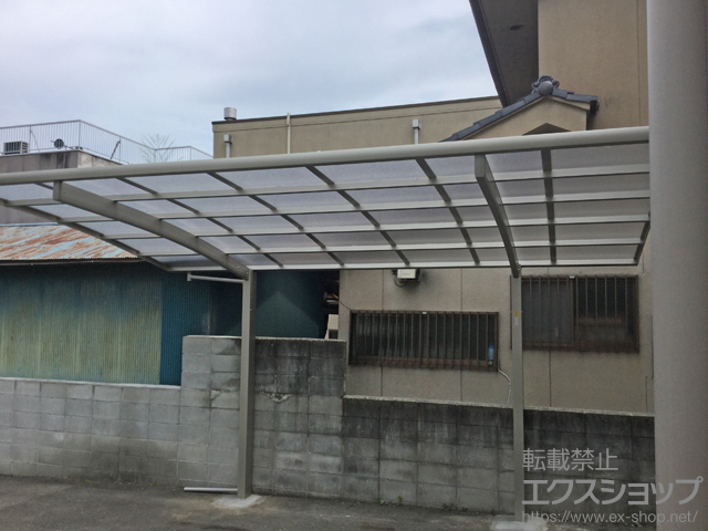 山梨県韮崎市ののカーポート レイナポートグラン　積雪〜20cm対応 施工例